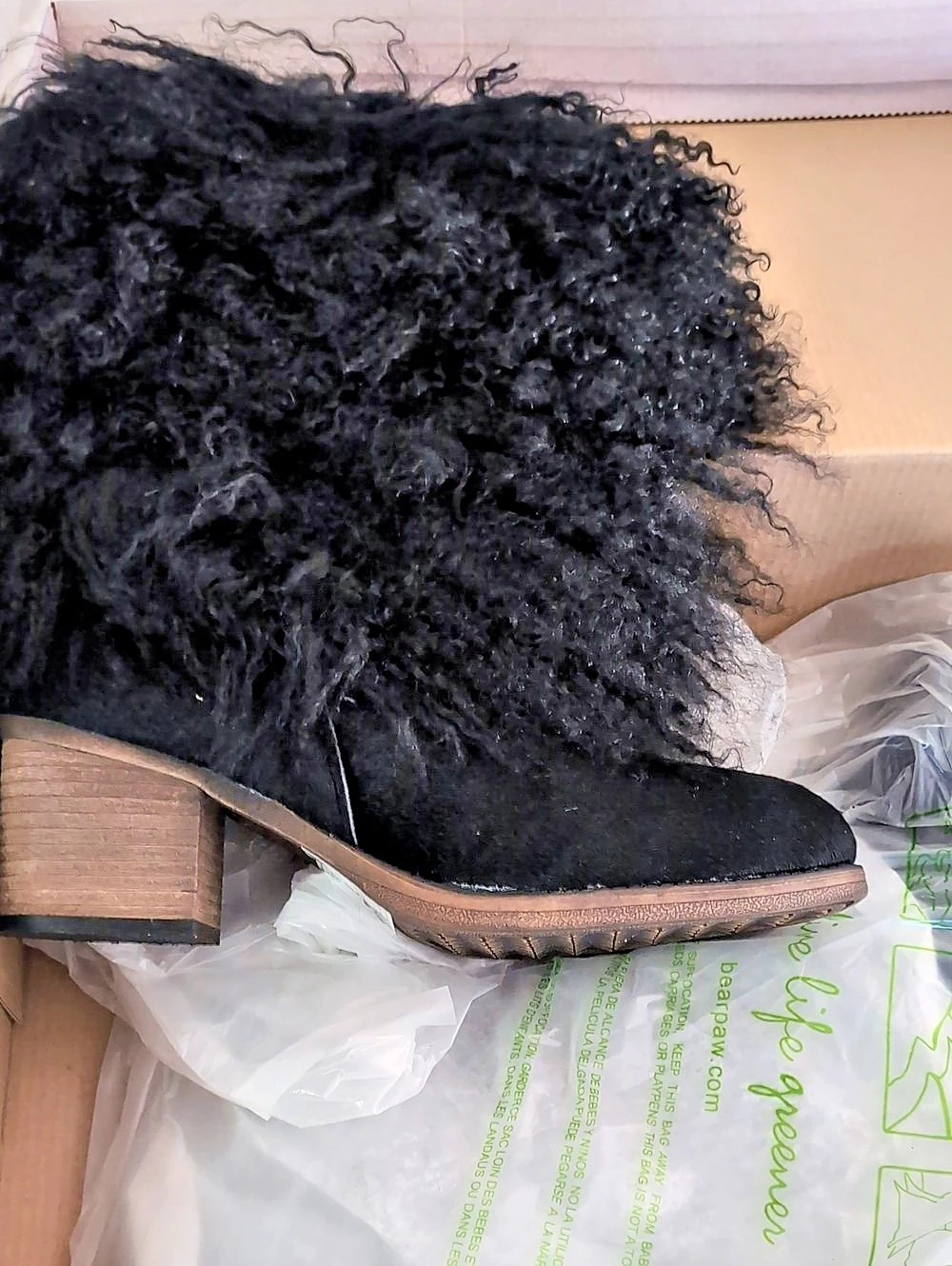 Bearpaw Boticia Women's Black Boots US 11 Like New